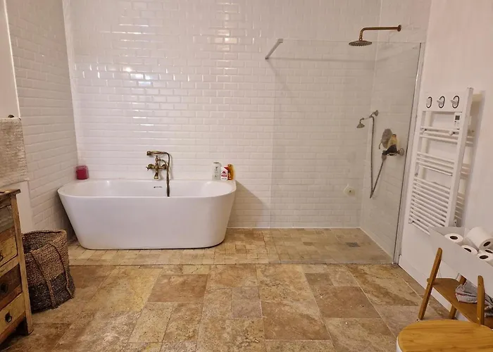 Maison De Vigneron *